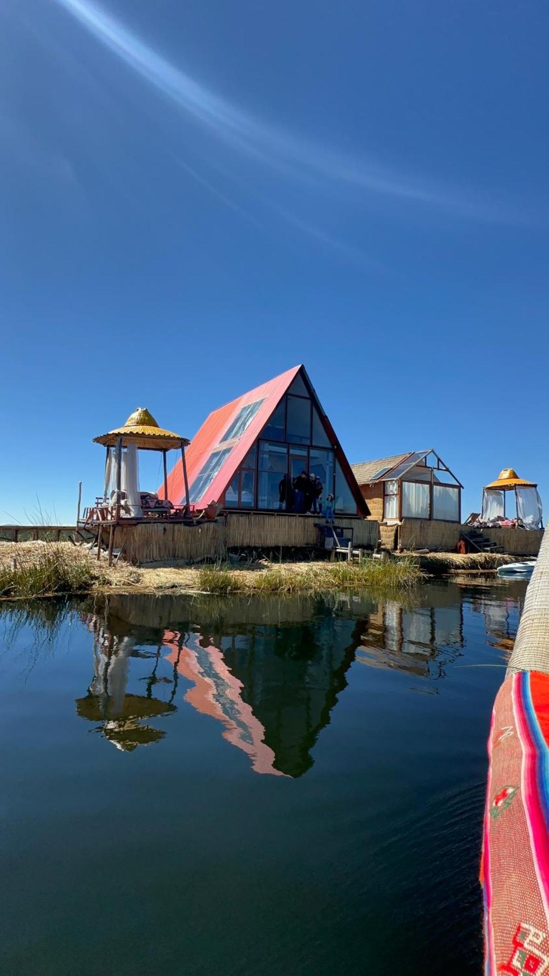Uros Waliski Lodge Puno Exterior foto