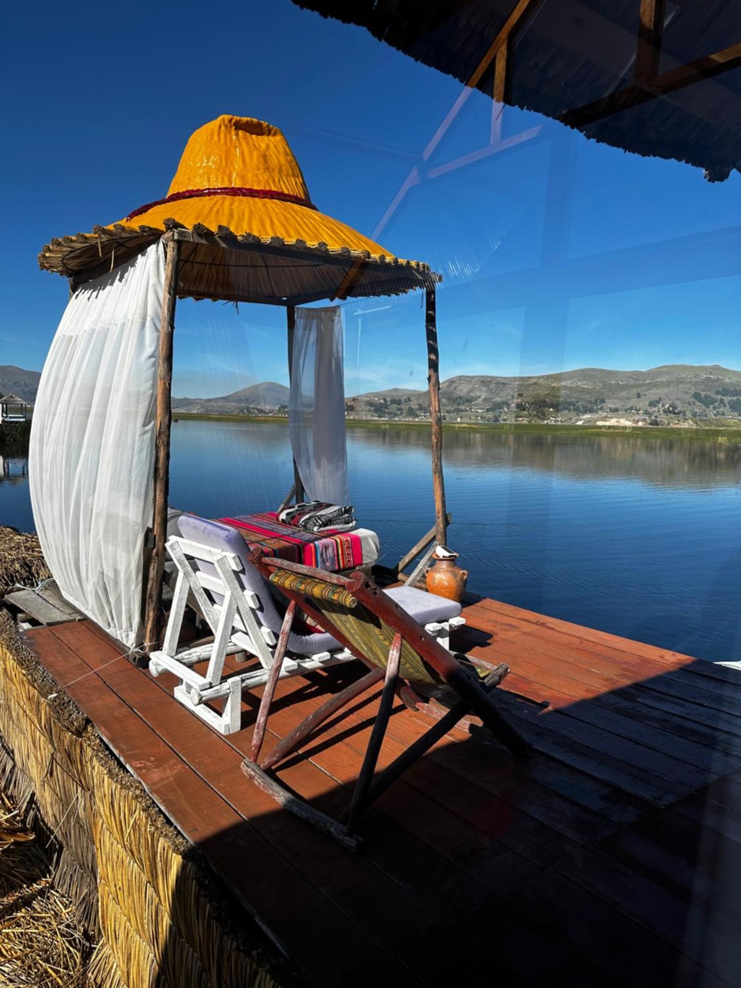 Uros Waliski Lodge Puno Exterior foto
