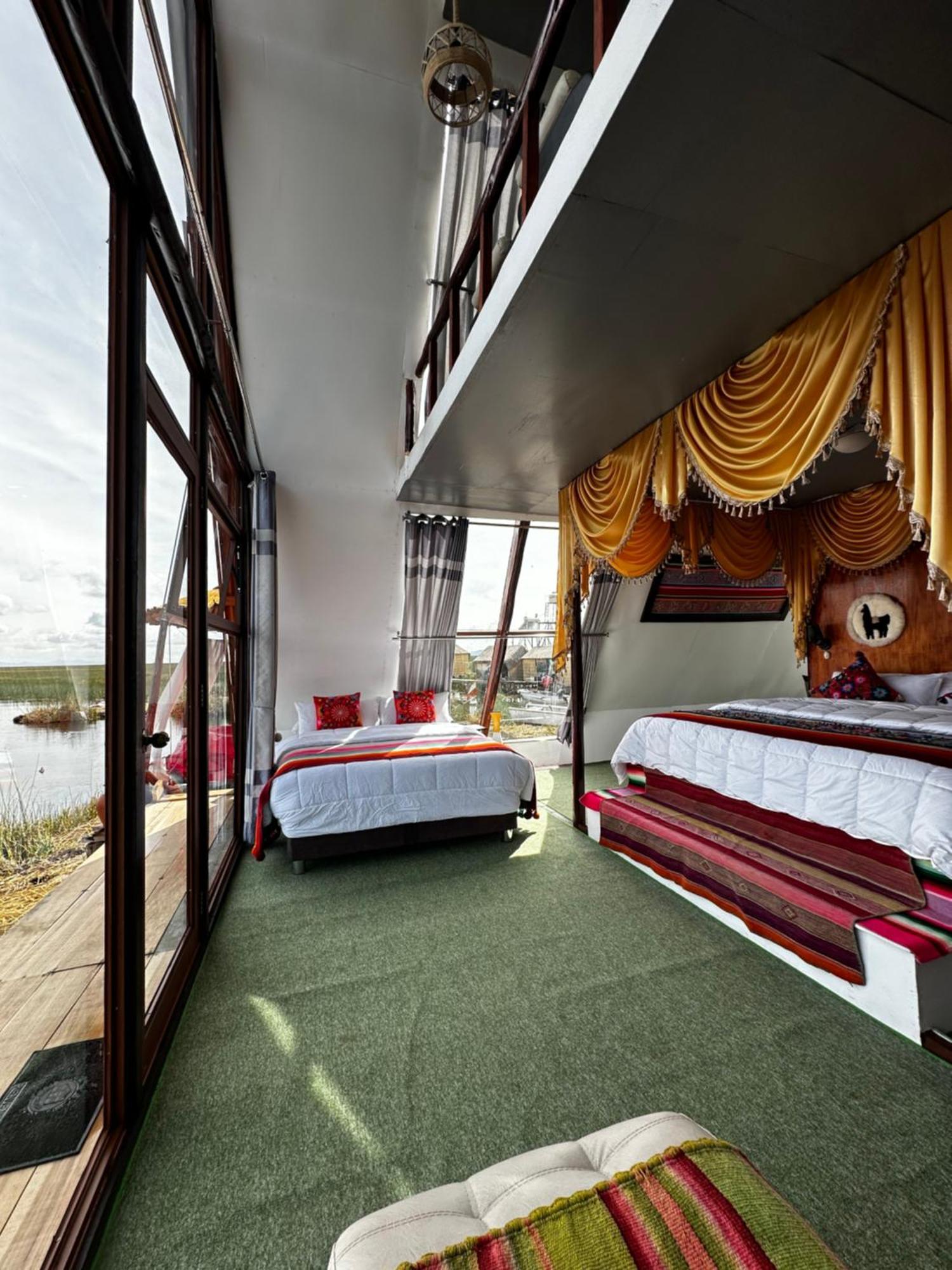 Uros Waliski Lodge Puno Exterior foto