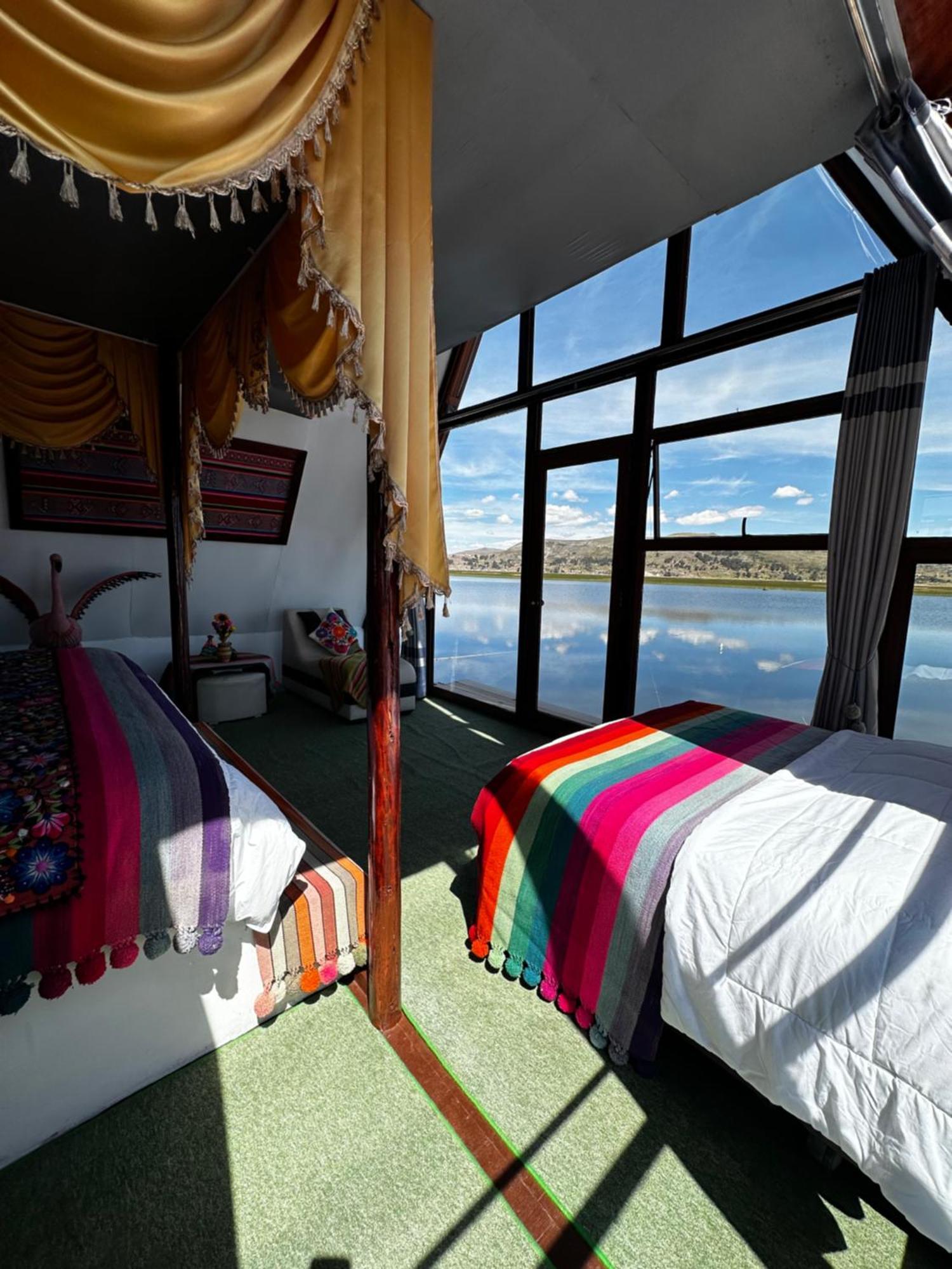Uros Waliski Lodge Puno Exterior foto
